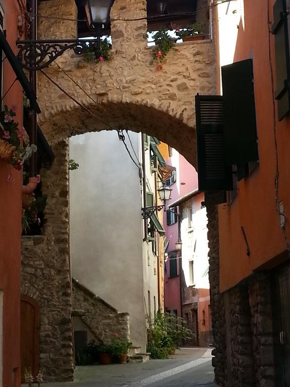 La Luna Nel Borgo Brugnato Exterior foto
